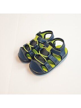 See Kai Run Baby Toddler sz 6 sandals closed toe shoes